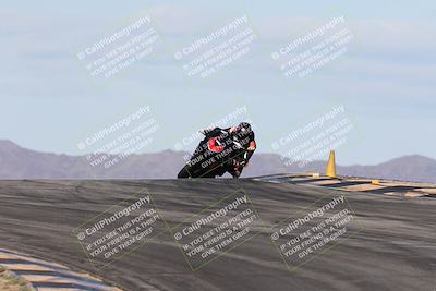 media/Nov-16-2025-Race Pace (Sun) [[8c5fa54630]]/Verified Riders/1-Turns 9 and 10 (925am)/